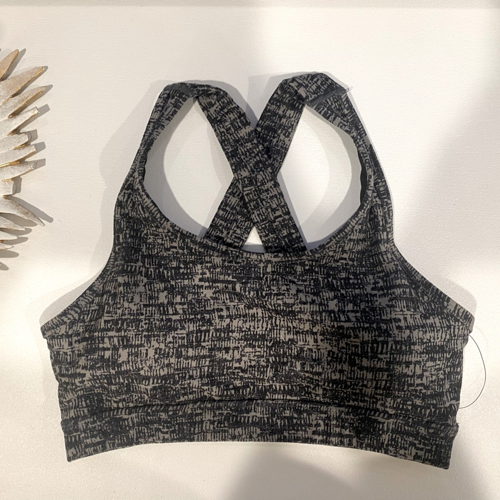 Scorpio Sol padded sport bra cross back NWT